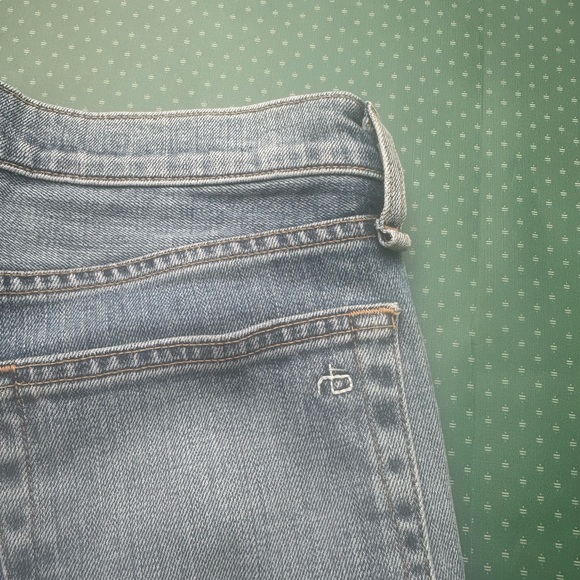 rag & bone Fit 2 slim size 30
Slim fit light indigo (Hayes)
Inseam 26 cropped - Picture 5 of 8